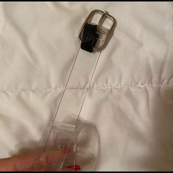 clear brandy melville belt - Picture 2 of 2